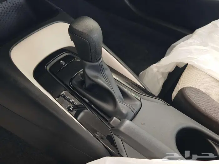 كرولا ستاندر 2.0 طيس 2025 ( ابيض ) 6