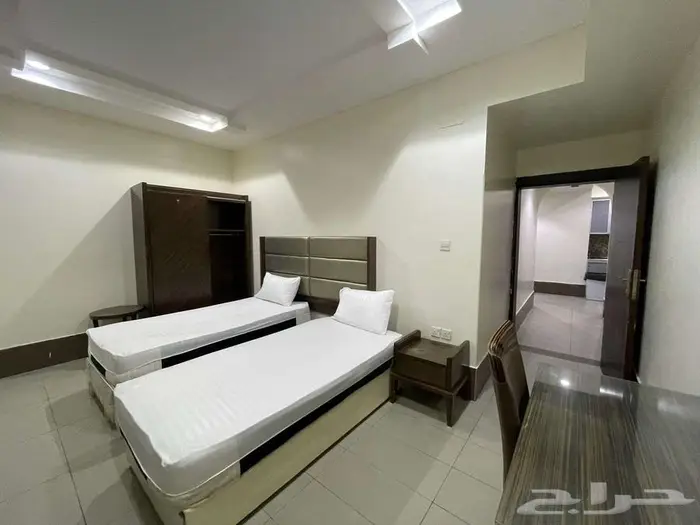 شقة مفروشة للإيجار الشهري و السنوي جدة حي الحمراء شارع تبوك 1