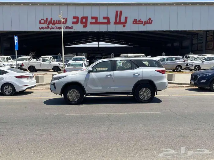 تويوتا فور تشنر GX2 دبل وبدون بنزين سعودي موديل 2025 1