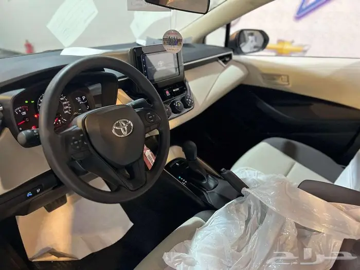 تويوتا كورولا مطور2025اقساط علي جميع البنوك 4