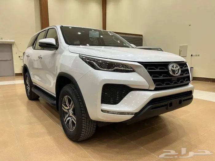 تويوتا فورتشنر GX2 بنزين V4 بدون دبل 1
