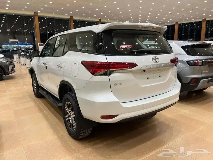 تويوتا فورتشنر GX2 بنزين V4 بدون دبل 4