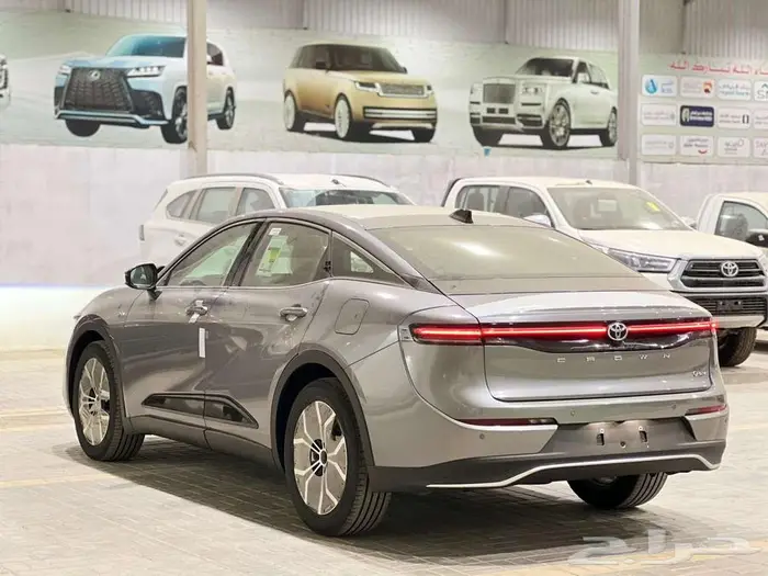 تويوتا - كراون بريميوم - 2025 - سعودي - كاش و اقساط 20