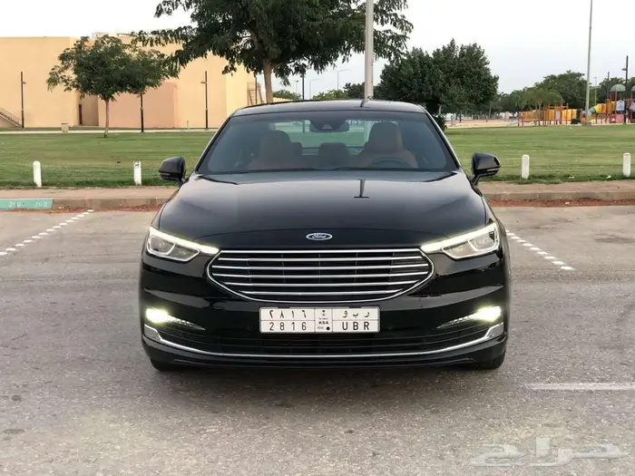 تورس 2022 فل كامل تيتانيوم اسود ملكي وكالة ممشي قليل مخزنه 0