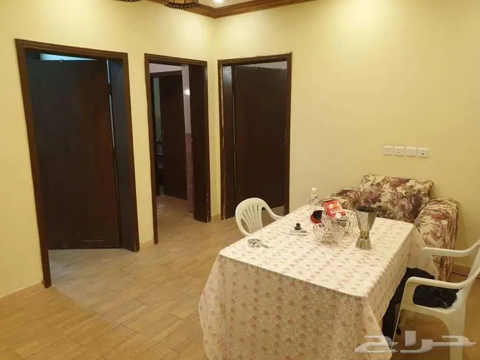 فرصة عقارية شقة للبيع بطحاء قريش 5غرف بسعر 400 الف 4