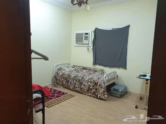 فرصة عقارية شقة للبيع بطحاء قريش 5غرف بسعر 400 الف 6