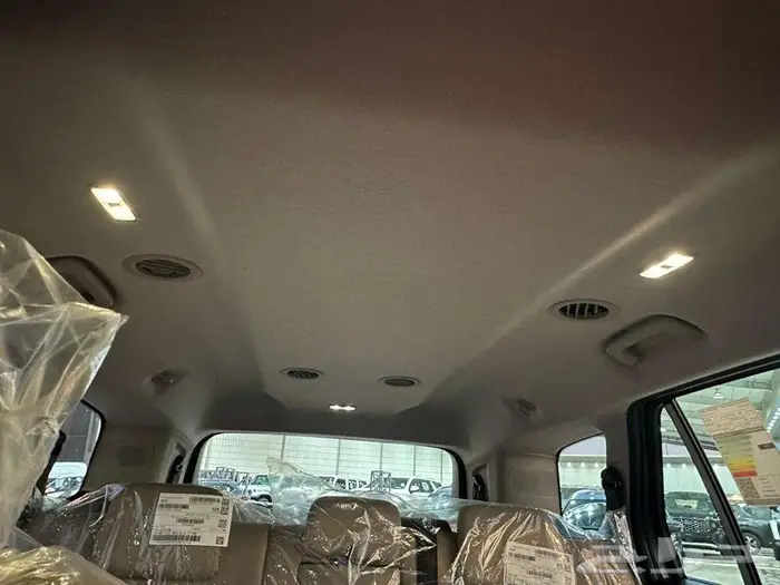 فورد ايفرست موديل 2025 XLT دبل دفع رباعي أصفار 4