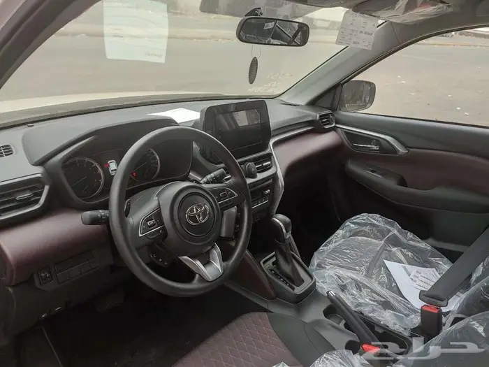 اوربان كروزر 2026 جي ال استندر 80.150 شامل 1