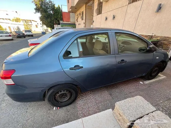 يارس تويوتا موديل 2013 ازرق قير عادي للبيع الطائف 6