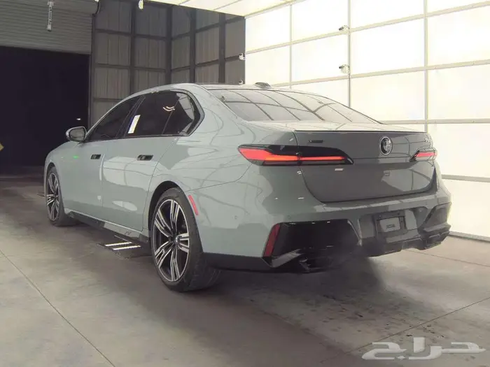 2024 BMW 7 Series 760i xDrive مزاد يوم 5 11 7