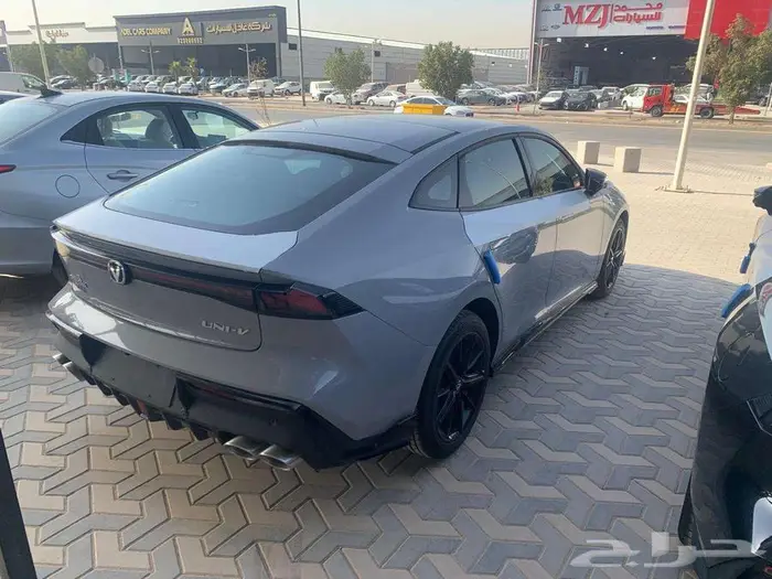 شانجان UNI-V سبورت موديل 2026 12