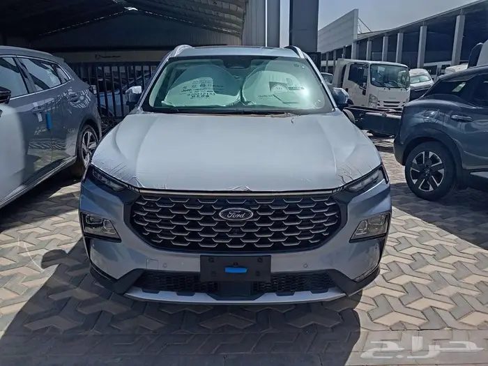 فورد تيريتوري تيتانيوم بلس 2025 0