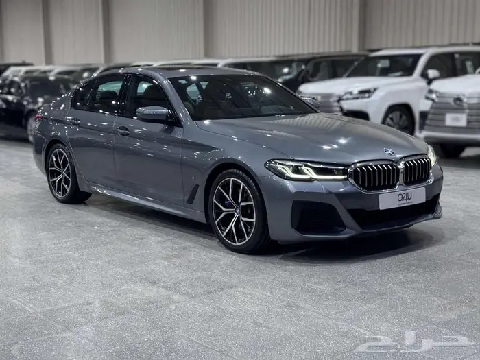 بي ام دبليو 530i موديل 2021 1
