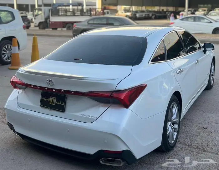 تويوتا افالون تورنق موديل 2022-معرض خلف للسيارات 6