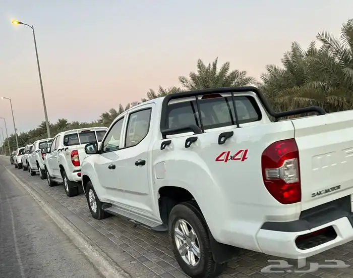 للبيع المستعجل بالجملة مجموعة سيارات بكب و2 جيب 2