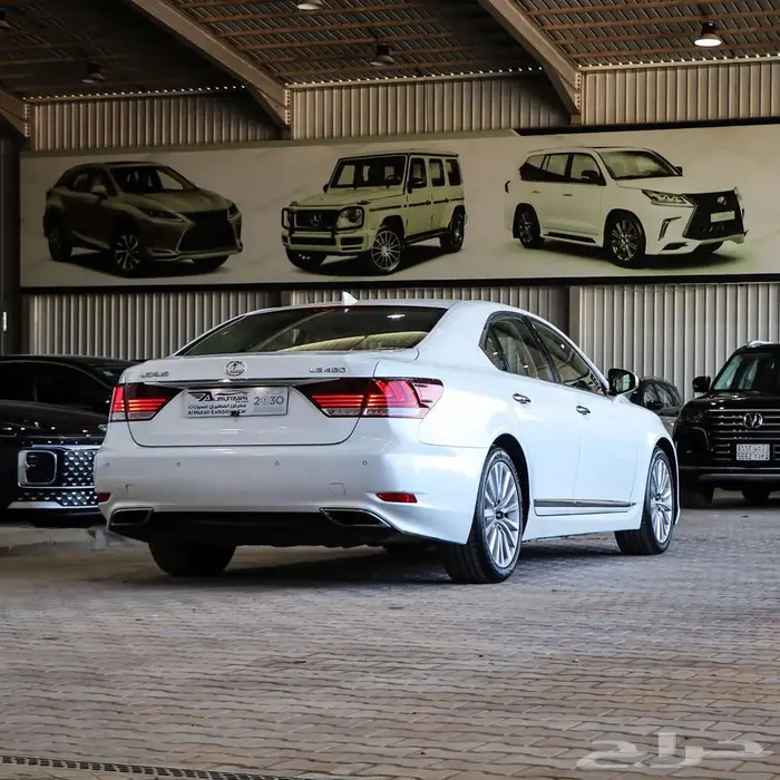 لكزس LS 460 شورت موديل 2014 16