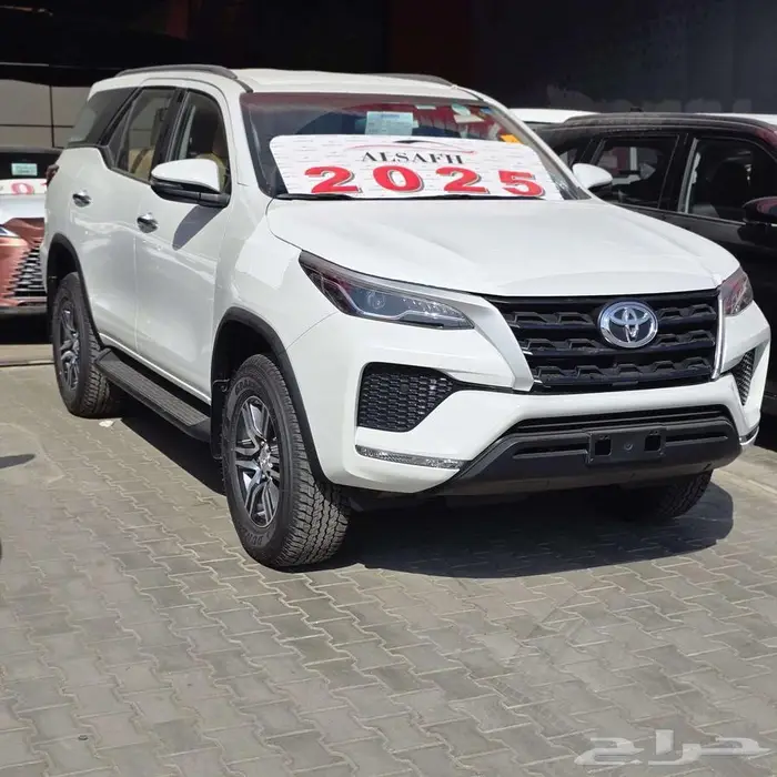 تويوتا فورتشنر GX2 2025 1