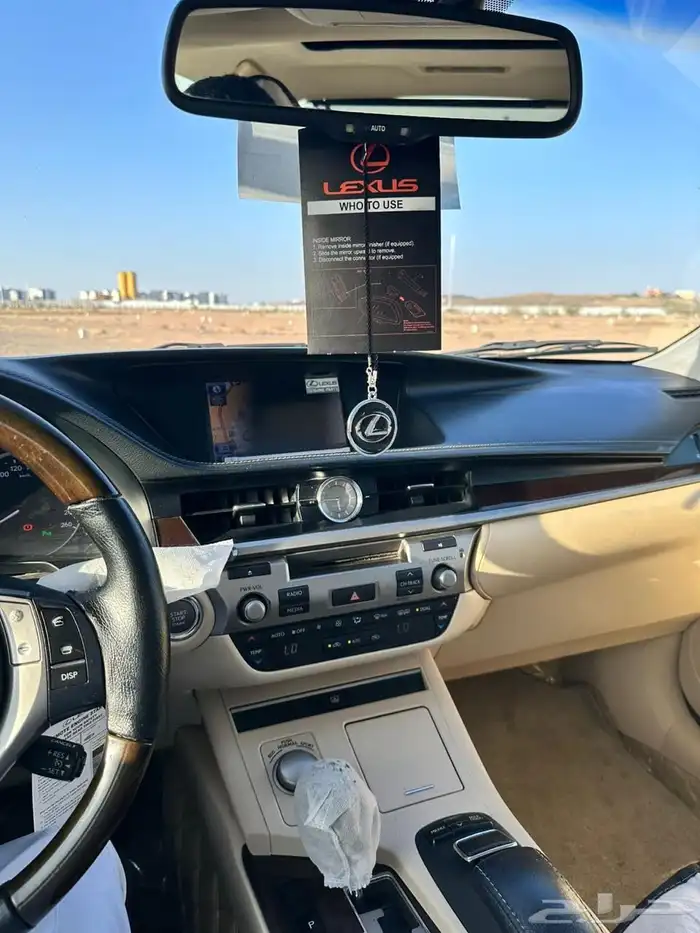 لكزس ES 13 للبيع او البدل بتورس او افالون 11