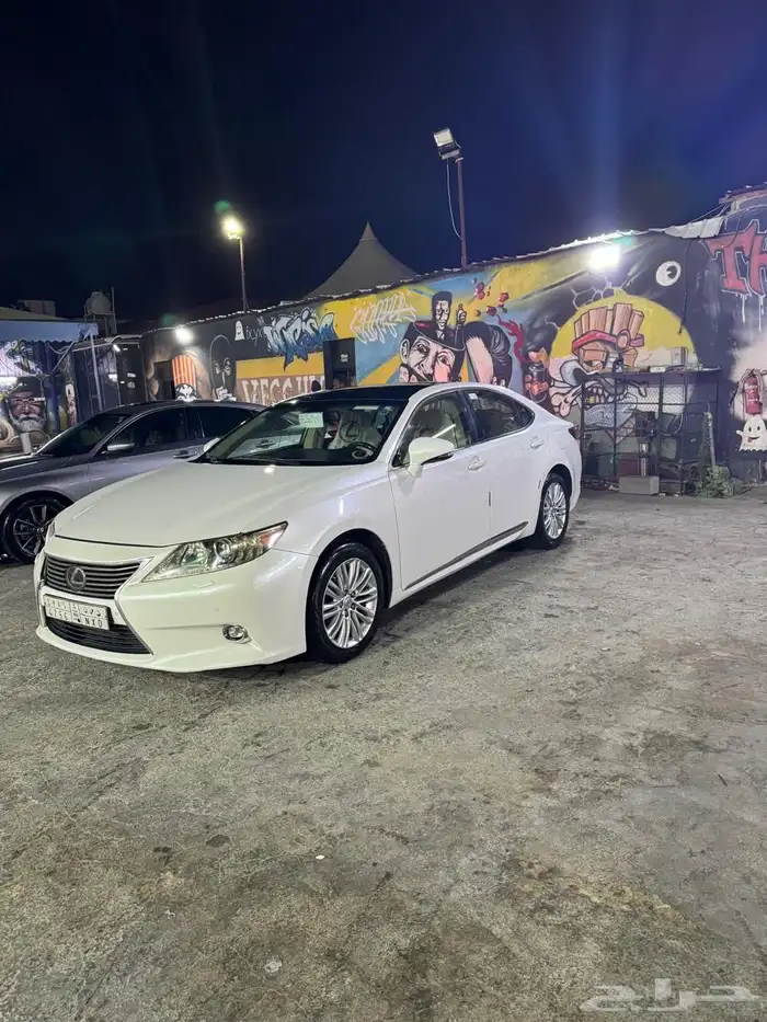 لكزس ES 13 للبيع او البدل بتورس او افالون 2