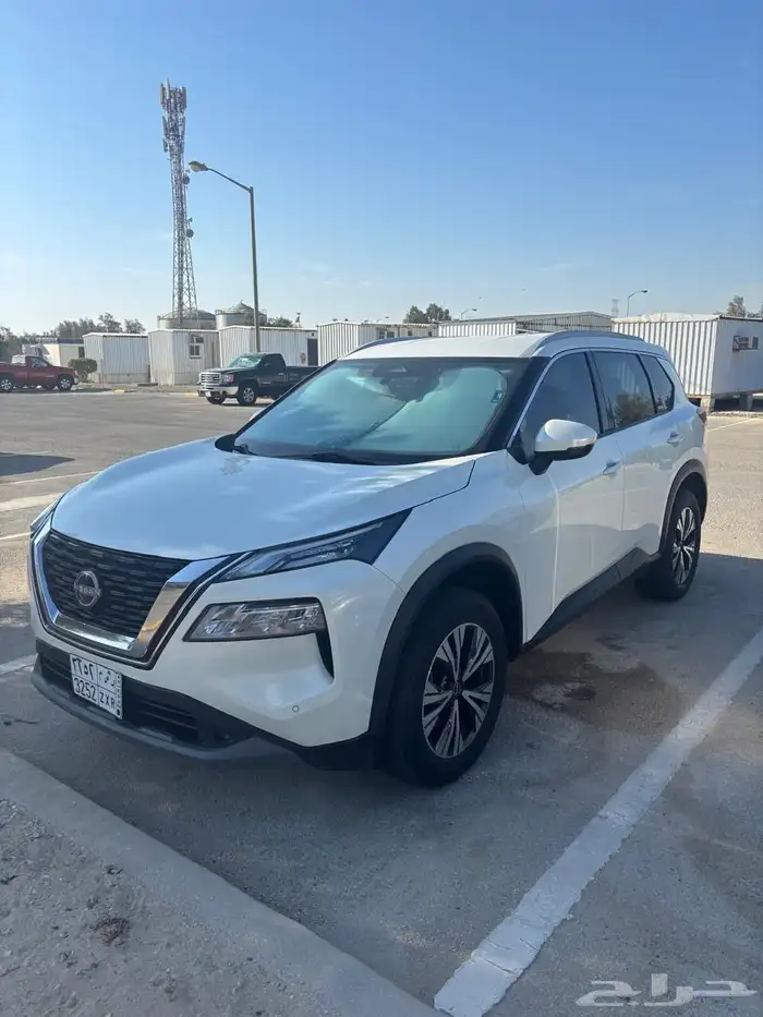 اكس تريل 2023 نص فل 7 مقاعد دبل 11