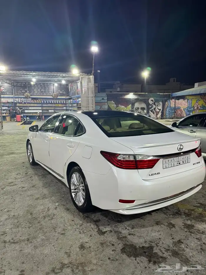 لكزس ES 13 للبيع او البدل بتورس او افالون 5