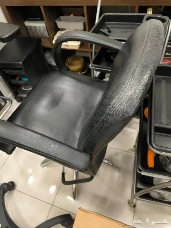 للبيع طفايات حريق   مراية كبيرة 7