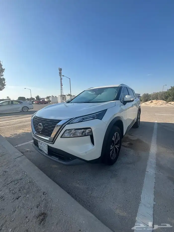 اكس تريل 2023 نص فل 7 مقاعد دبل 13