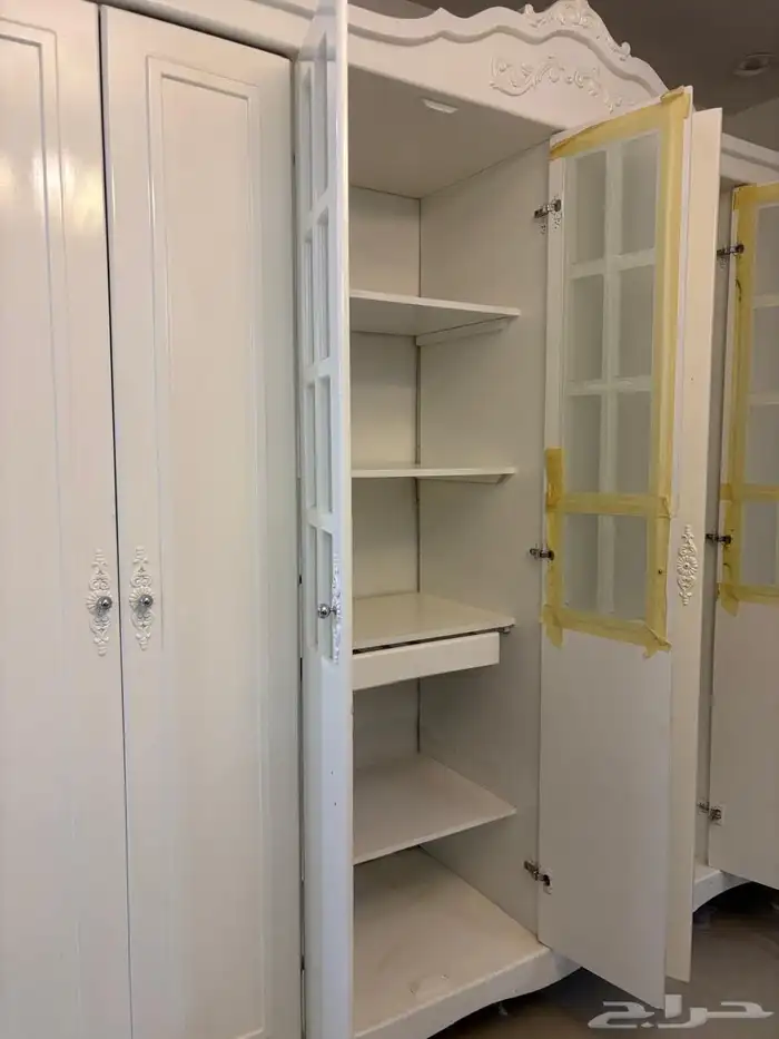 غرفة نوم لون ابيض 2