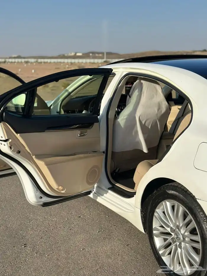 لكزس ES 13 للبيع او البدل بتورس او افالون 9