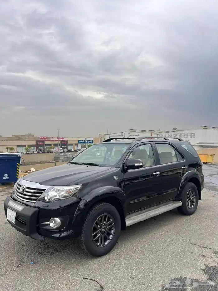 تويوتا فورتشنر 2015 فل كامل 6 سلندر قير عادي 1