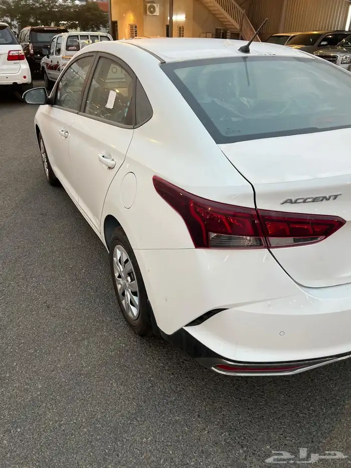 اكسنت 2023 استاندر 9