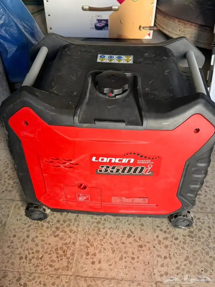 مولد كهربائي كاتم بنزين استعمال اقل من ثلاث ساعات شبه جديد 1