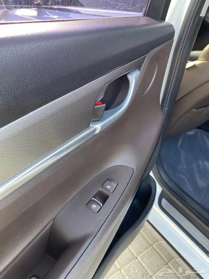 أزيرا هونداي كوري 13