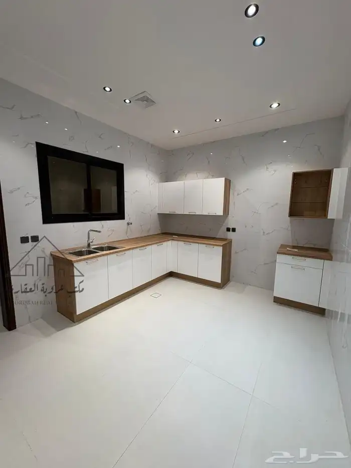 للبيع شقق تمليك دور ارضي حي اليرموك تبوك 9