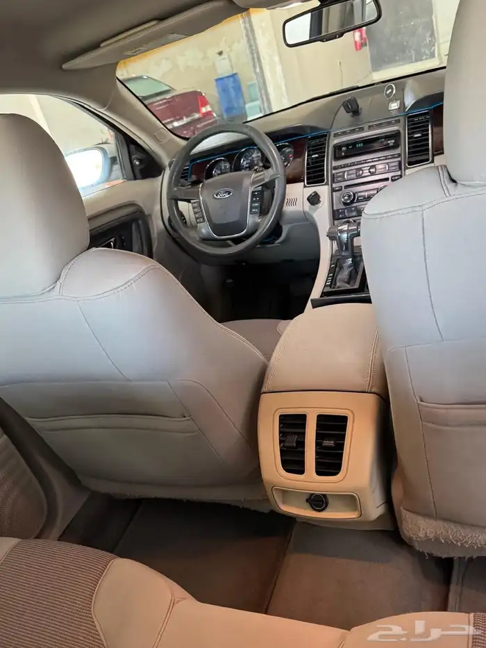 للبيع فورد تورس 2011 15