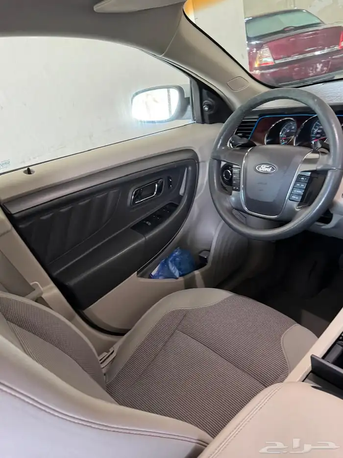 للبيع فورد تورس 2011 12