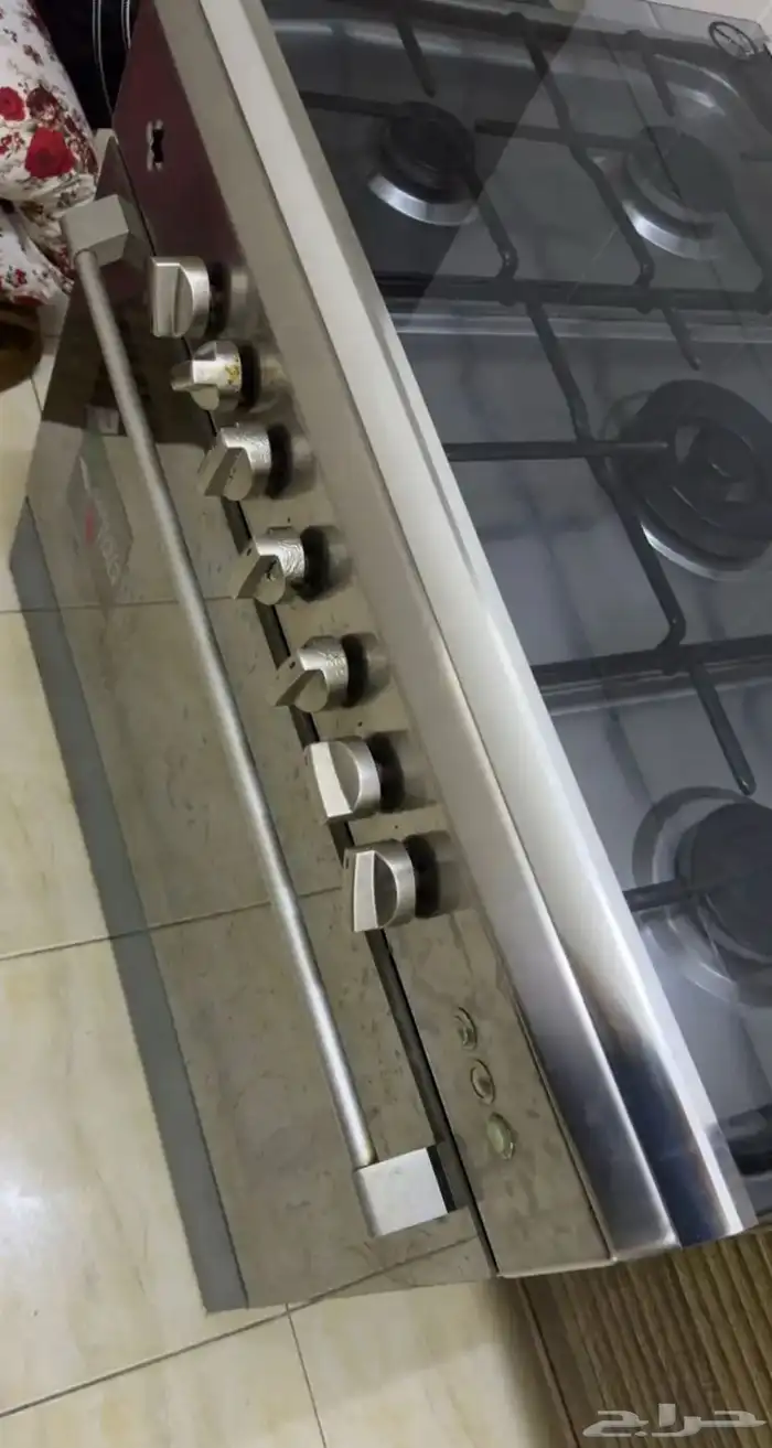 فرن إيطالي نظيف خالي من العيوب 1