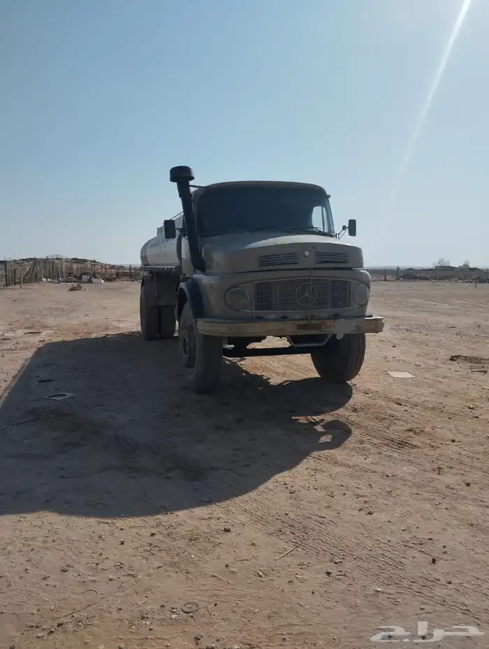 وايت عايدي بوز مرسدس 82 نظيف 0