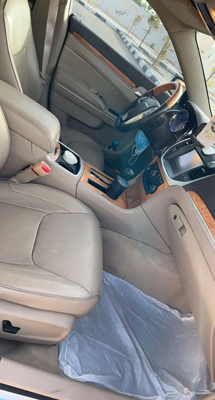 كرايزلر 2014همي 8سلندر فل كامل وارد المتحده 17