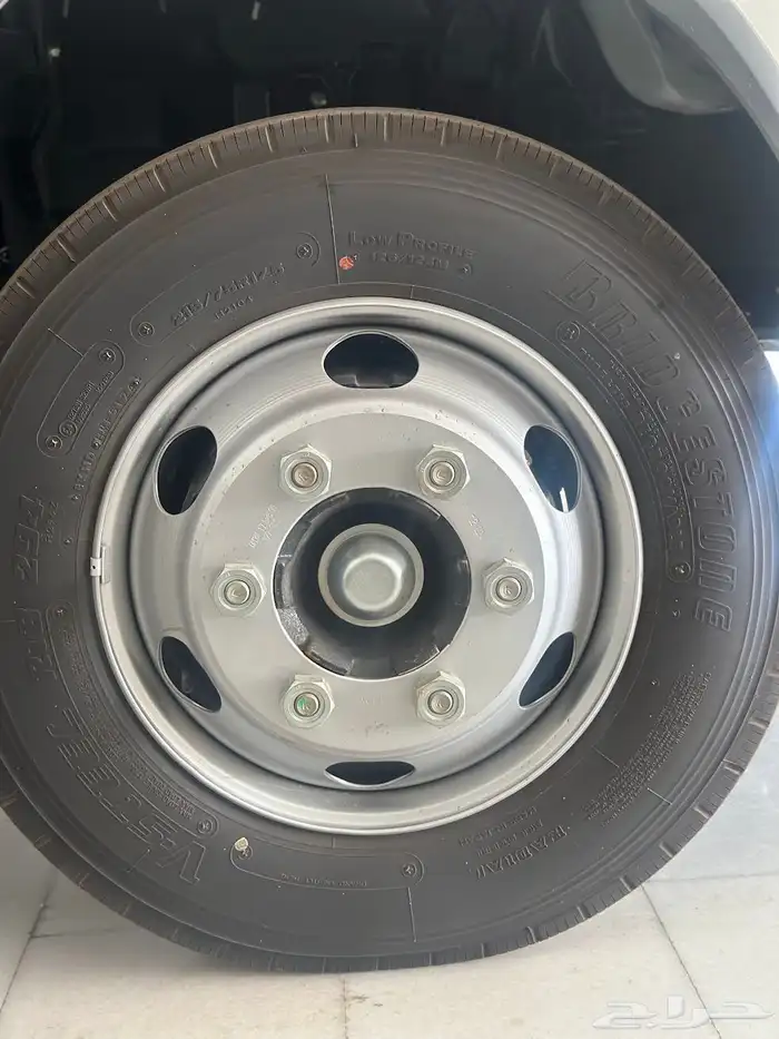 ايسوزو قلاب 5 طن -2025 5