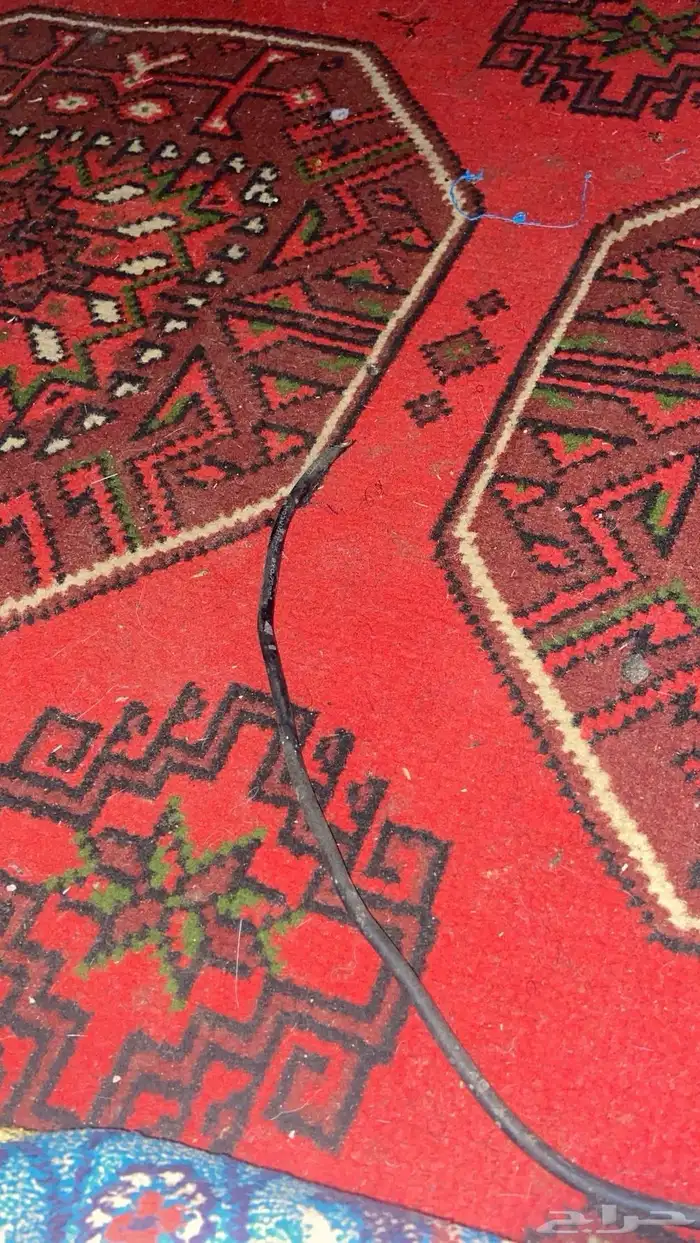 للبيع شاشتين 5