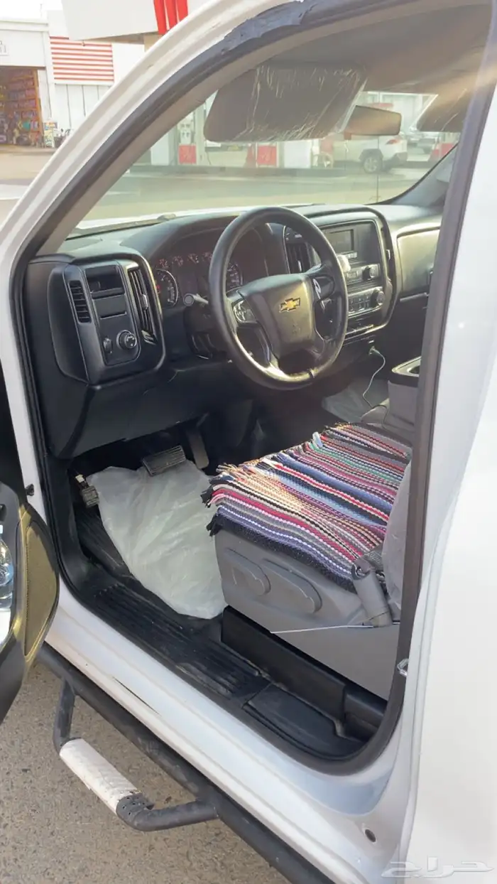 سلفرادو 2017 للبيع نضيف 10