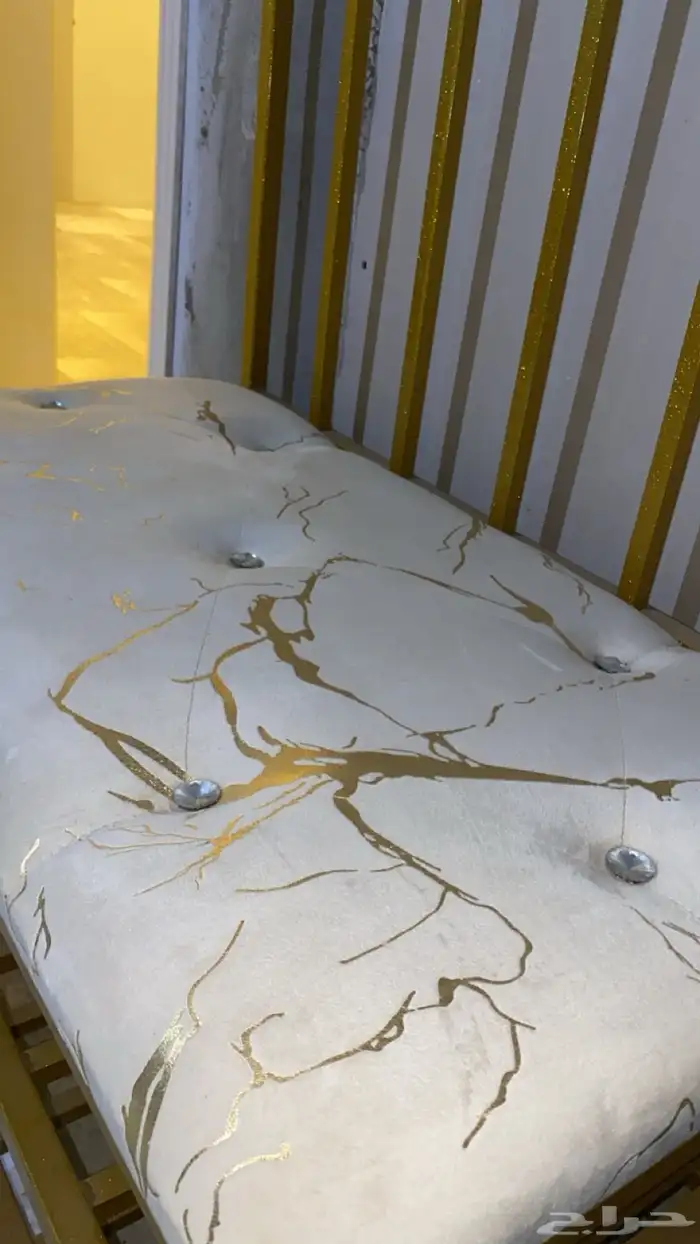 تعليقة عبايات 4