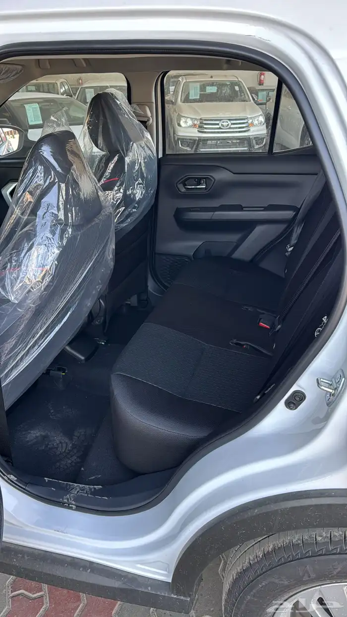 تويوتا رايز XLE ستاندر بنزين 2026 9