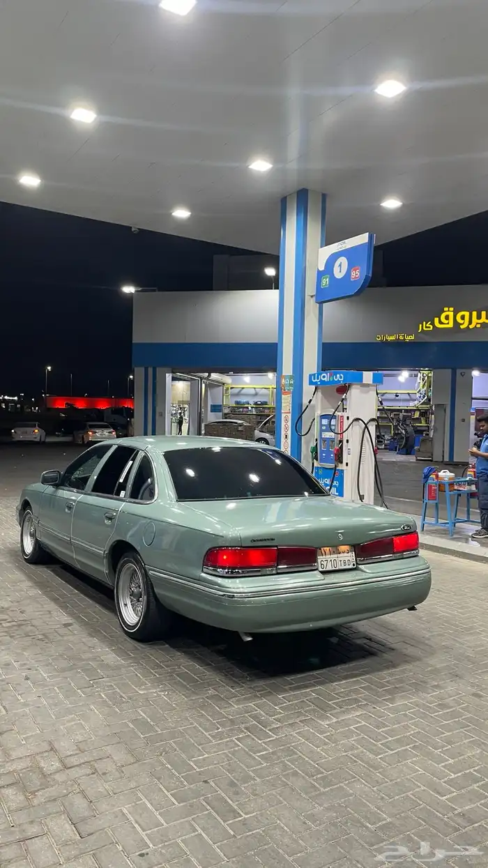 فورد فكتوريا مستعجل 1997 97 34