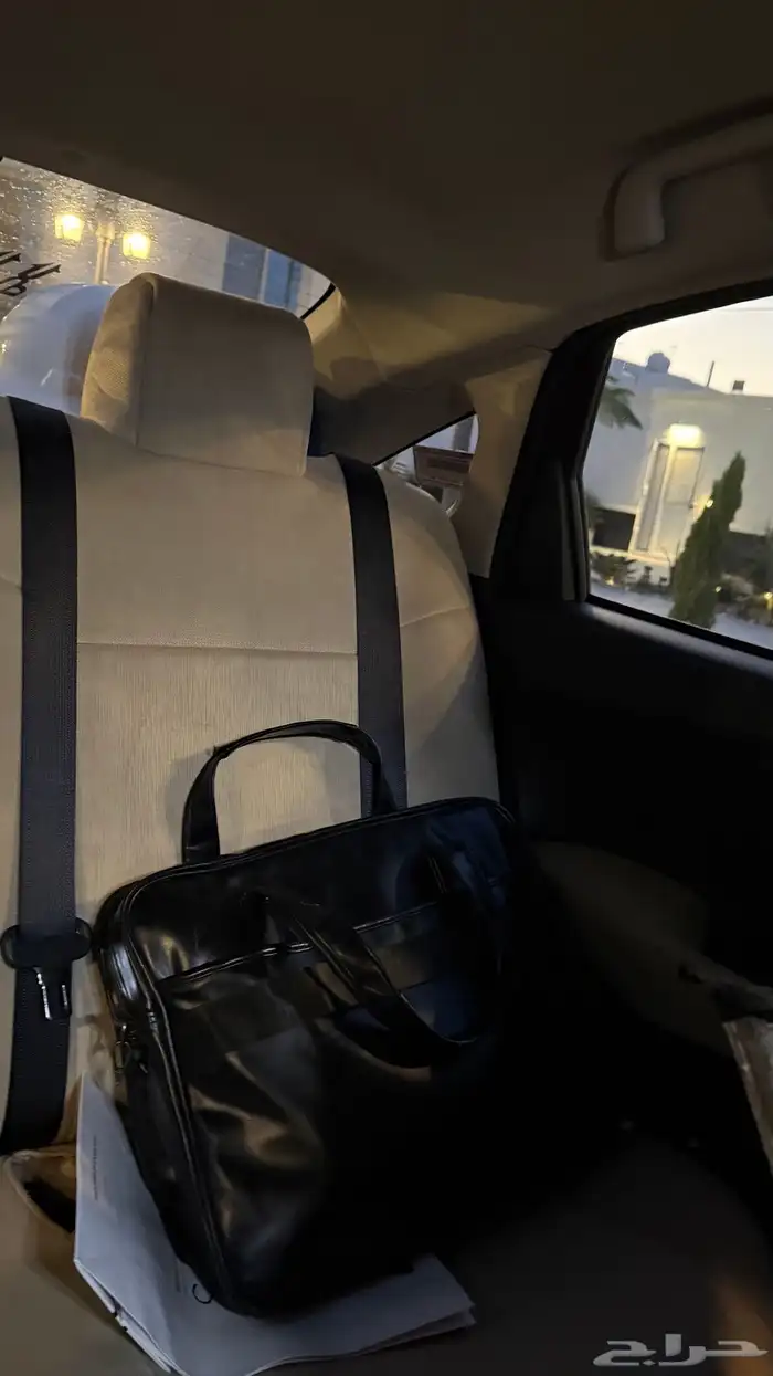 تويوتا يارس 2024 فل كامل مخزنة 26