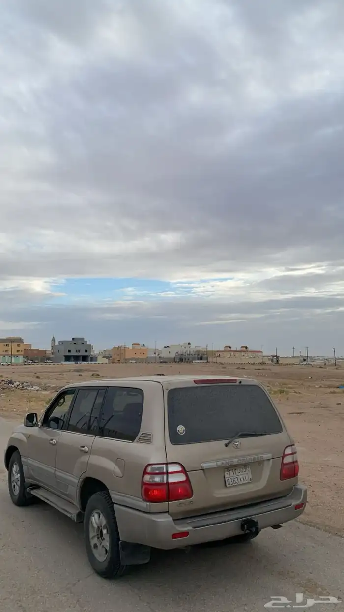 لاند كروزر جي اكس ار 3