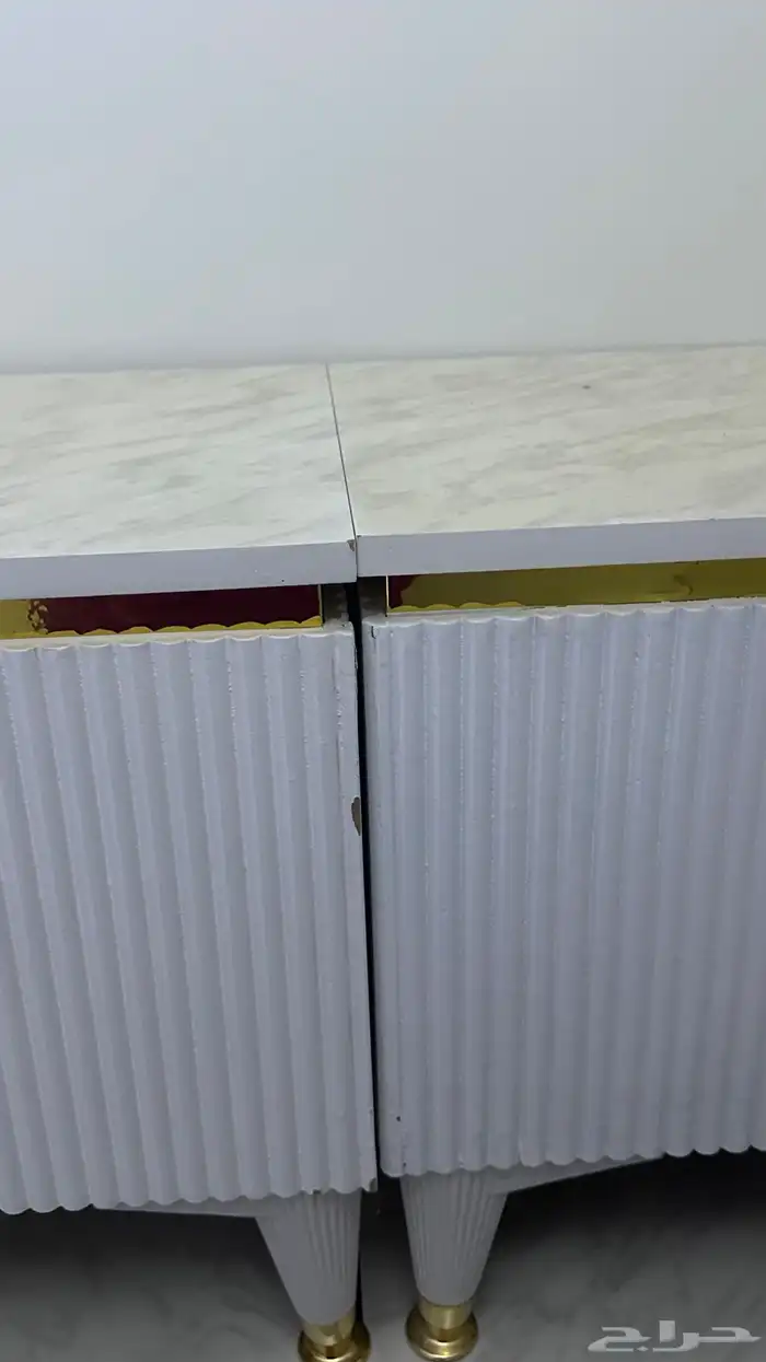 طاولات للبيع 4