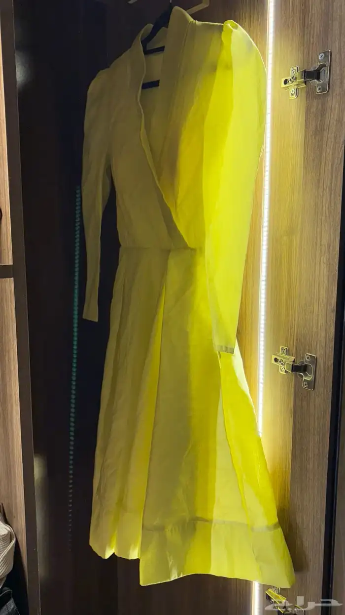 فساتين للبيع 0