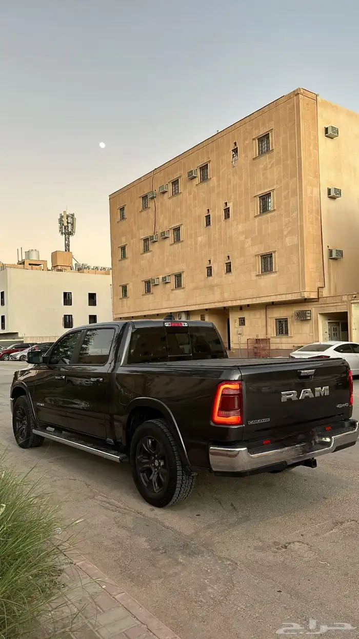 دوج رام لارمي 1500 2
